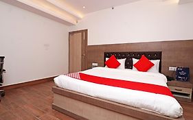 Triveni Sangam Hotel